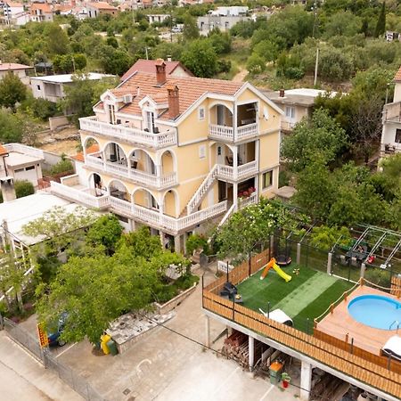 Apartments Milic - One Bedroom Apartment With Sea View And Terrace Gornji Karin Exterior photo